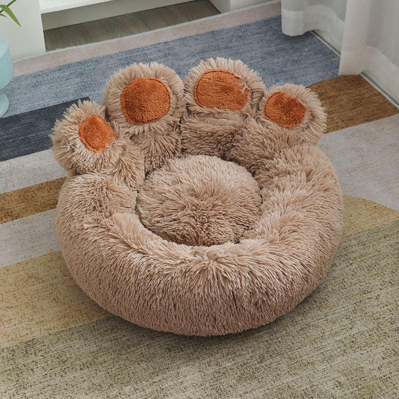 Plush Cathouse Doghouse Pet Bed - Cozy hand-shaped pet bed made from plush material, perfect for cats and small dogs.